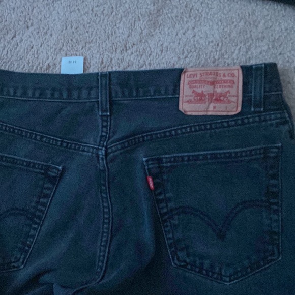 Black levis jeans - Picture 3 of 3